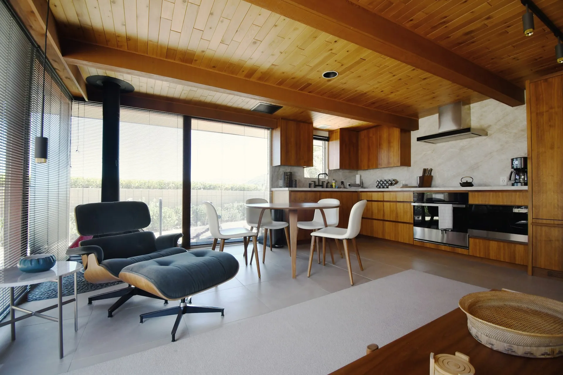 Beautiful home with regular professional cleaning